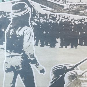 Meet your Posher, Bee